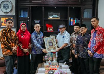 Pemprov Lampung Siap Cetak Sejarah Melalui Penulisan Mushaf Al-Qur’an Bernuansa Budaya Lampung
