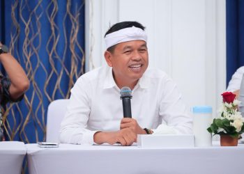 Menteri Nusron Instruksikan Revisi Tata Ruang Jawa Barat untuk Lindungi Lahan Pertanian