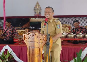 Peringatan HUT Ke-75 Nusa Wungu, Bupati Tekankan Transparansi Dana Desa