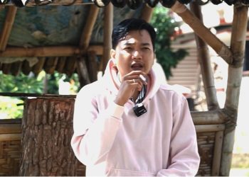 Simbol, Imaji, dan Kritik: Mengupas Puisi “Dengki Elit Politik”