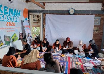 Ari Pahala Hutabarat: Bahasa Puisi Lebih Dari Sekadar Alat Komunikasi