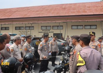 Pastikan Polisi Siap Bertugas, Kapolres Lampung Selatan Cek Kendaraan dan Peralatan Operasional